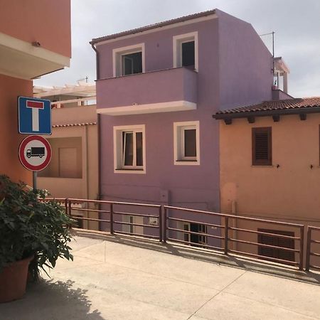 Bella'S House Apartment Кастелсардо Екстериор снимка