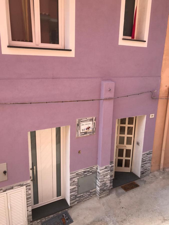 Bella'S House Apartment Кастелсардо Екстериор снимка