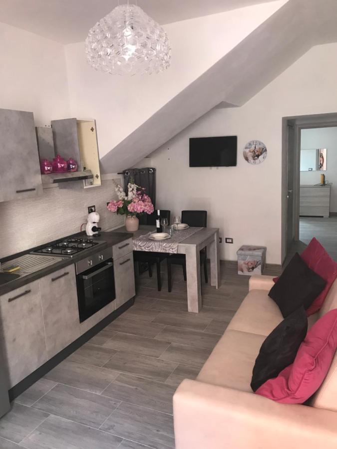 Bella'S House Apartment Кастелсардо Екстериор снимка