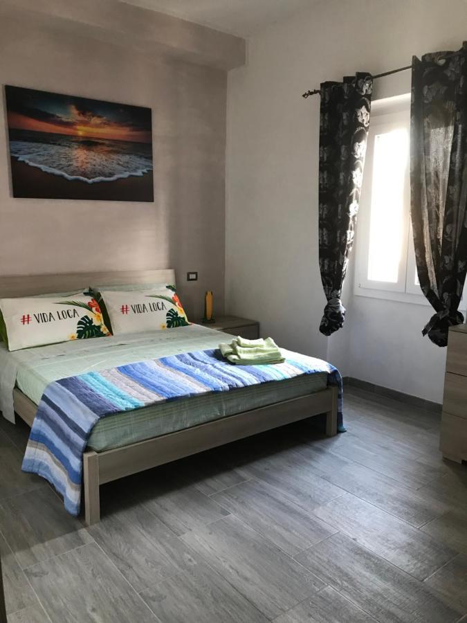 Bella'S House Apartment Кастелсардо Екстериор снимка